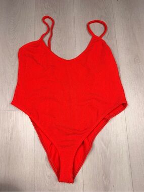 Good American Red Crinkle One Piece Swimsuit Size 7/8